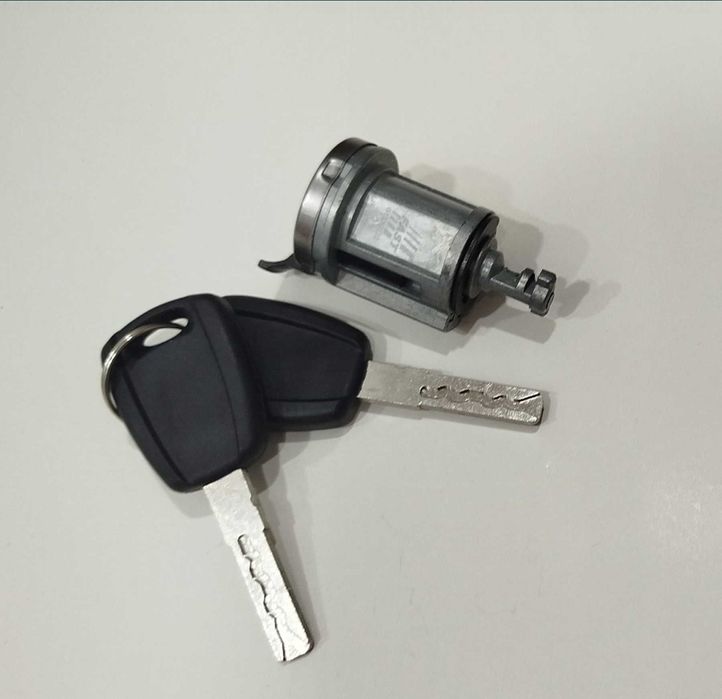 FIAT DOBLO Добло Ручка дверей бокова, задня, водійська, личинка, замок