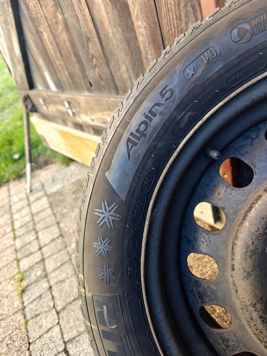 Opony zimowe Michelin Alpine 5