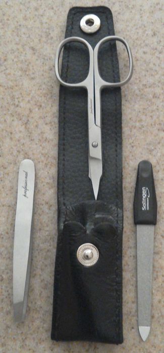 Набор дорожный маникюрный Solingen Premium Line 3 предмета.