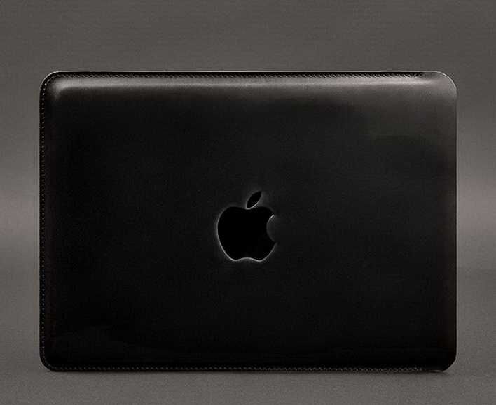 Кожаный чехол для MACBOOK 13 Дюймов черный CRAZY HORSE кожа
