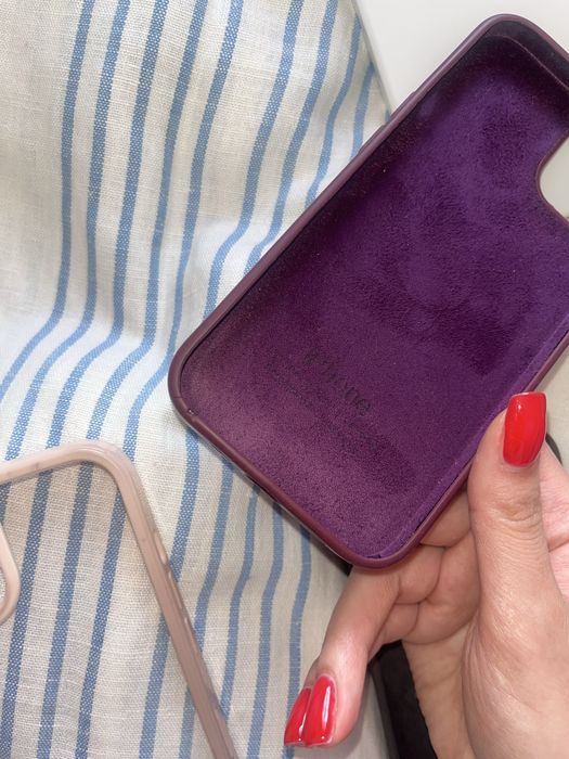 Продам чохли на айфон 13