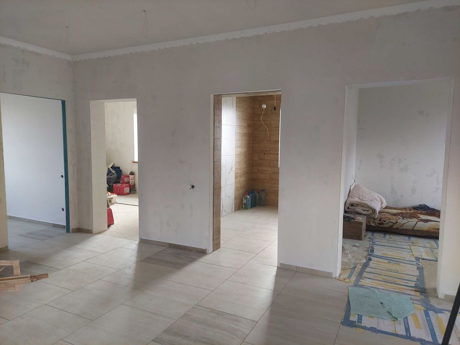 Продається Будинок недалеко від центру Садгори +380665799021