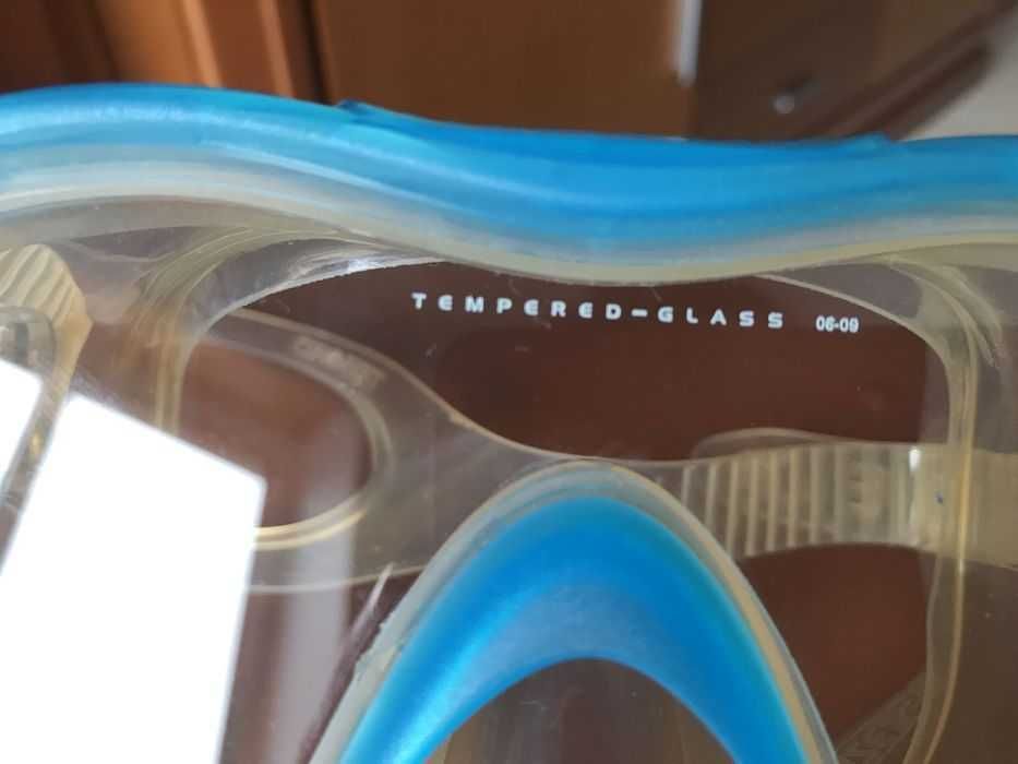 Prancha de criança, máscara de mergulho e touca em silicone