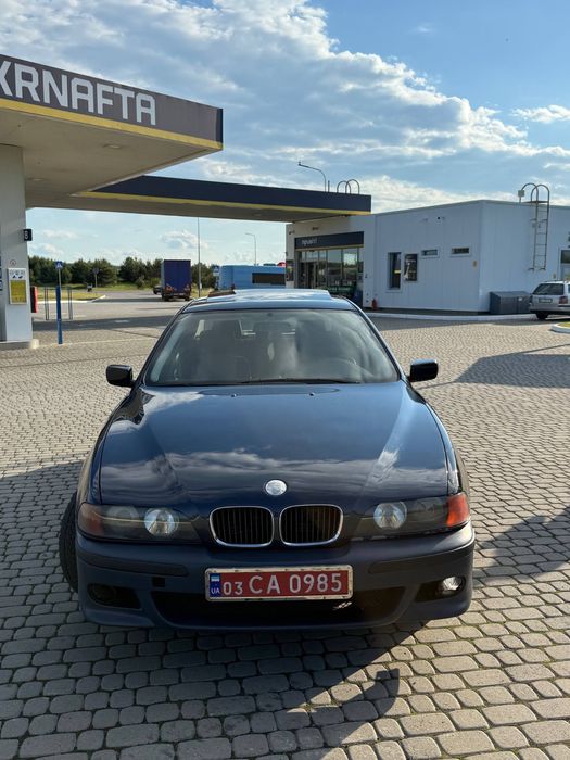 Bmw e39 2000р бумер