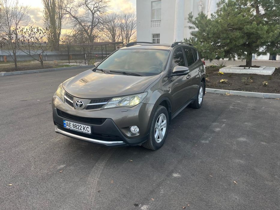 Продам Toyota RAV 4