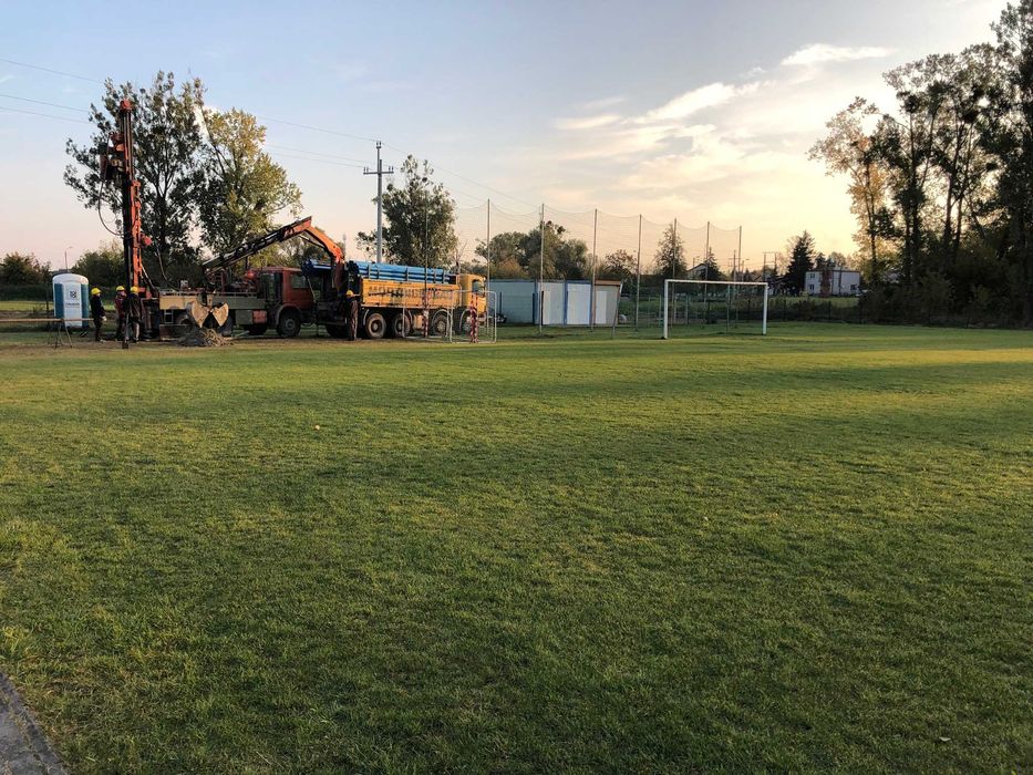 Studnia głębinowa    wiercenie studni    odwiert