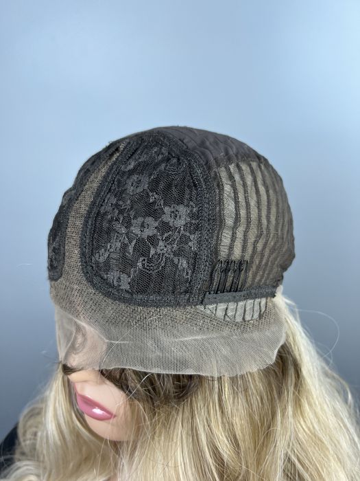 Peruka syntetyczna lace front