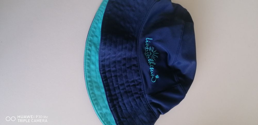 Chapéu de praia em cetim