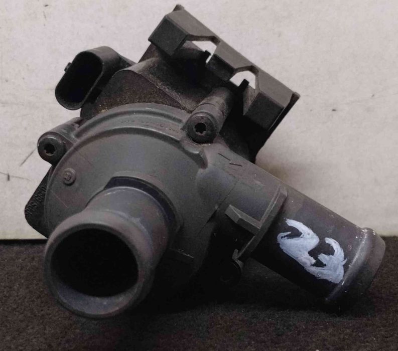 Bomba Água Adicional 8K0819147A - AUDI A5 Sportback