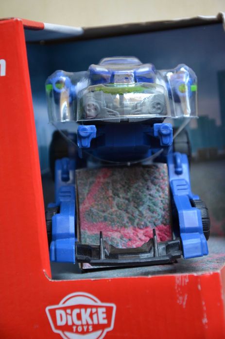 Figurka akcji Dickie Toys Transformujący Police Trooper niebieski 2w1