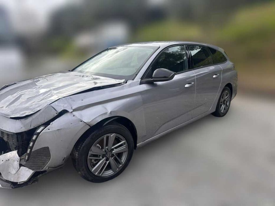 Peugeot 308 III SW 1.5 BlueHDi de 2022 Salvado