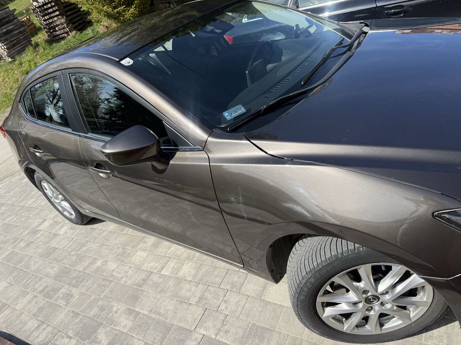 Samochód Mazda 3