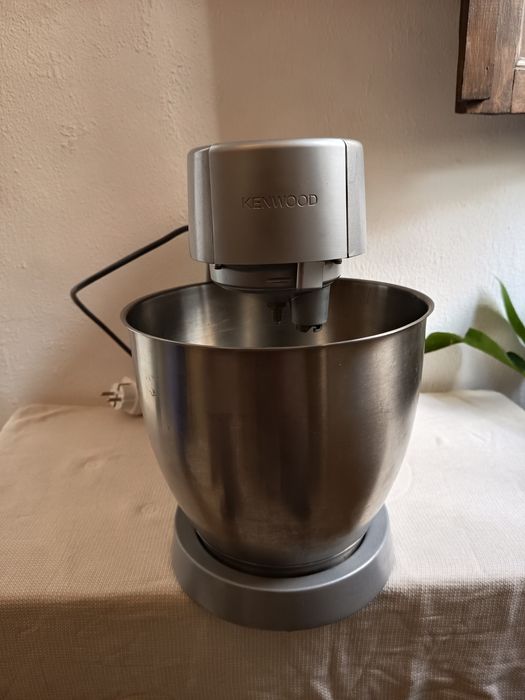 Batedeira kenwood (major pro 6.2L)