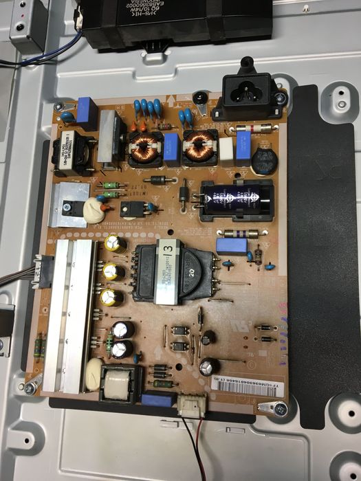 EAX 6611.30.01 (1.6) Fonte alimentação