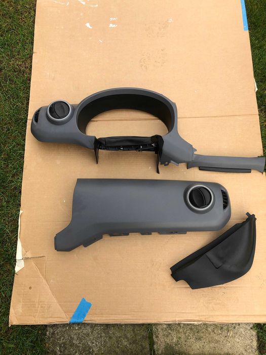 Zaślepka Airbag Berlingo Partner III prawa strona