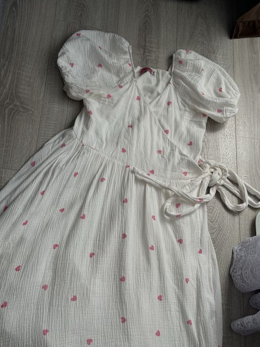 Сукня муслінова на запах