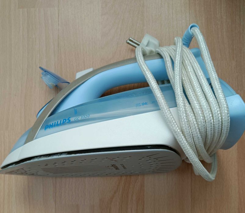 Żelazko parowe Philips GC3320 sprawne