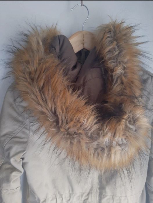 Casaco parca da Bershka