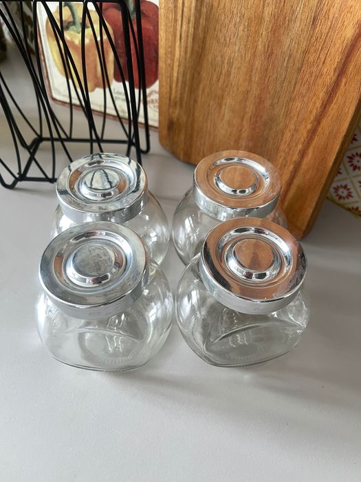 Набір 7 предметів: Ikea банки для спецій Raitan, дошка Sinsay та інше