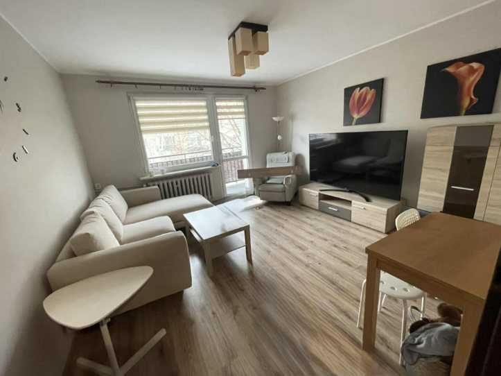 Wynajmę mieszkanie 3 pokoje, 48 m2 Chorzów Batory