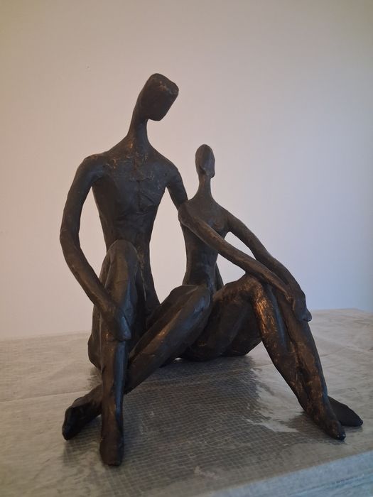 Escultura Decorativa Moderna "Casal" – Estilo Giacometti