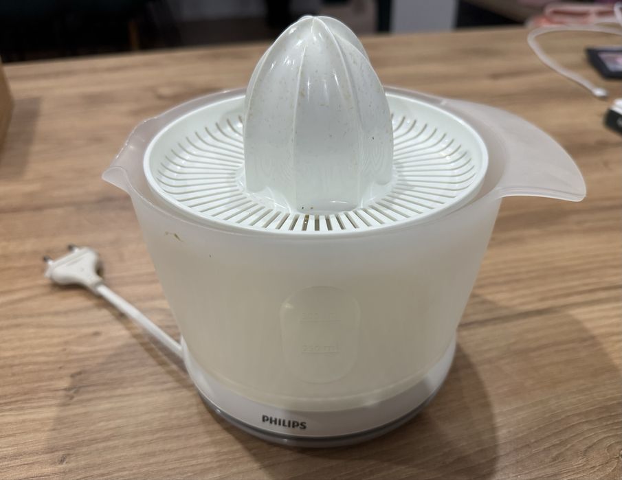 Wyciskarka do cytrusów Philips HR2738/00