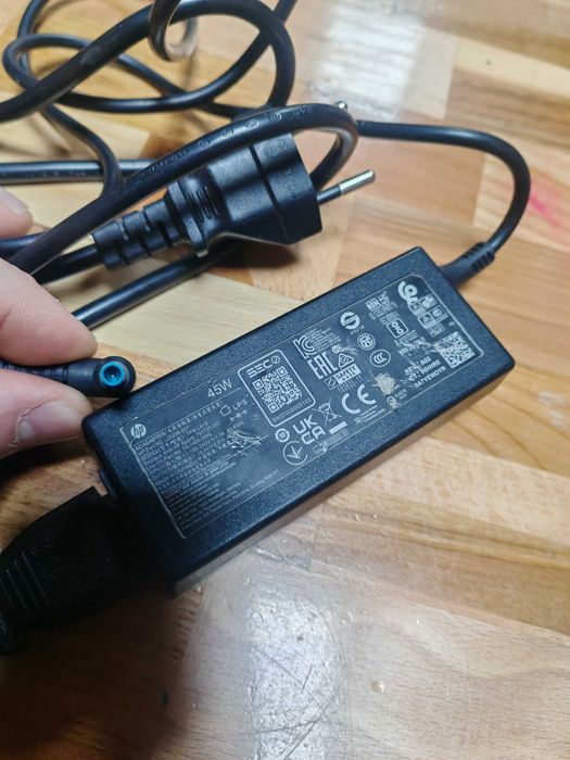 блоки живлення до ноутбуків Hp, acer та інші