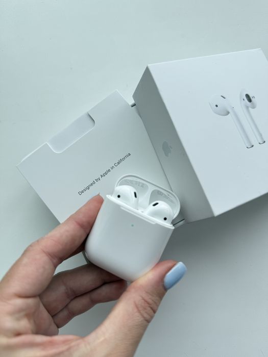 Airpods 2 wireless charging case