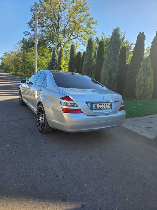 автомобіль Мерседес