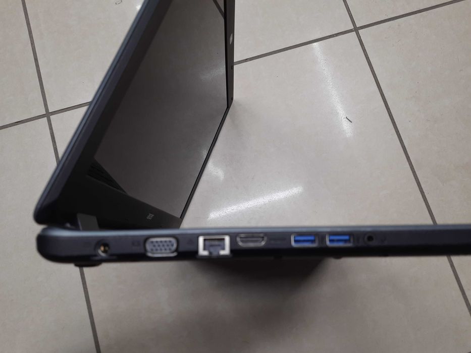 Продам б/в ноутбук Acer Aspire E5-771 17,3" Dual Core i5-5200U