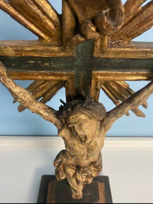 Crucifixo Talha Dourada - 2a metade Sec. XVIII
