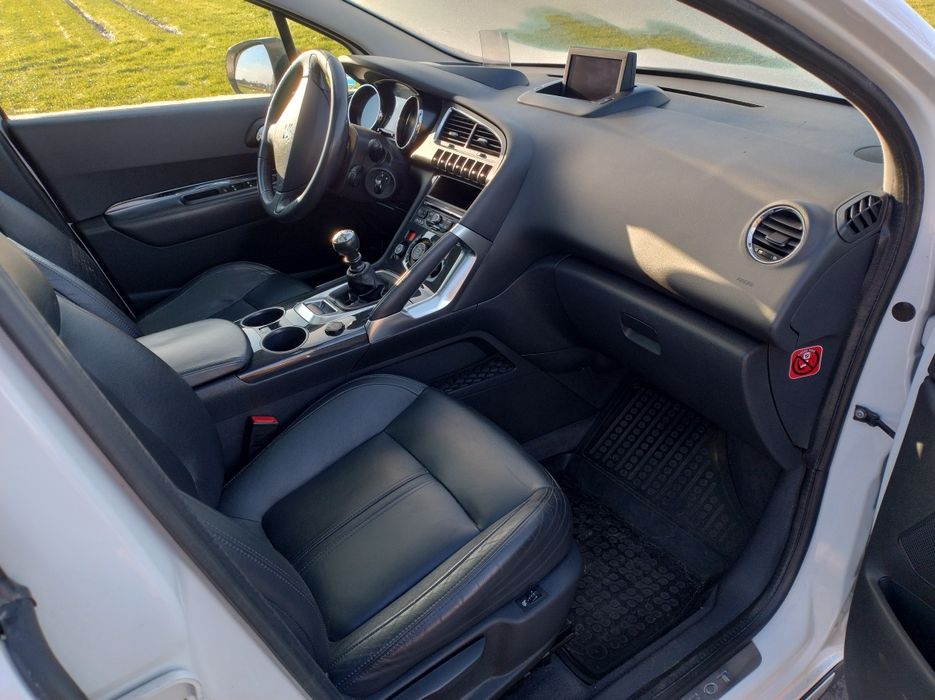 Peugeot 3008 2.0 HDi 150ps biała perła full opcja. Polecam!!!