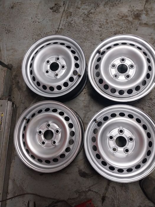 Oryginalne Felgi Stalowe VW CRAFTER T5 16" 5x120 6.5J ET51