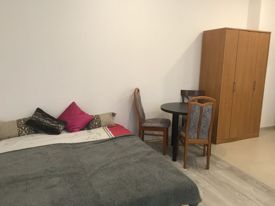 Kawalerka do wynajęcia.