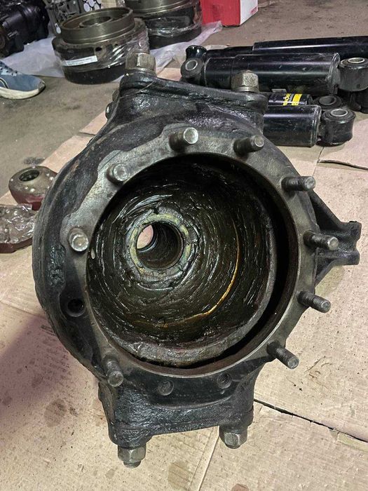 131-2304029СБ Кулак поворотний лівий ЗІЛ-131 Україна