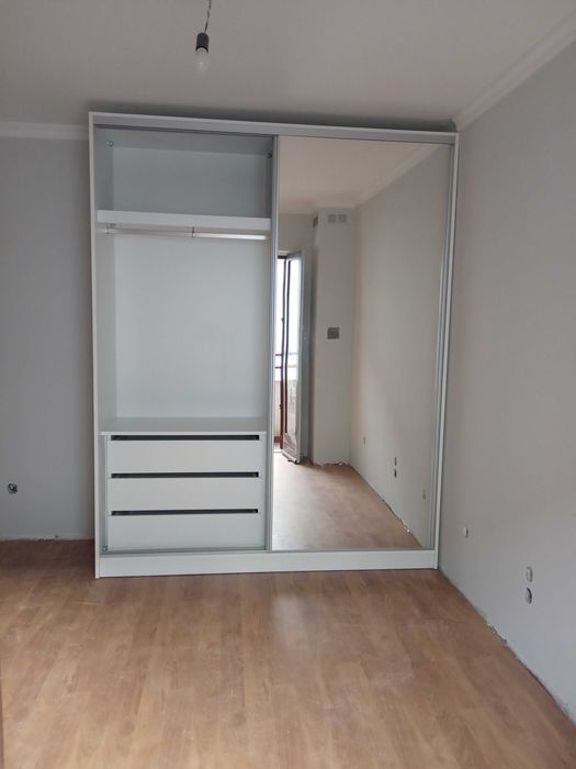 Roupeiro  em branco ou em linho