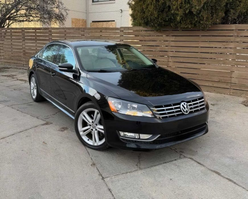 Volkswagen Passat      2014