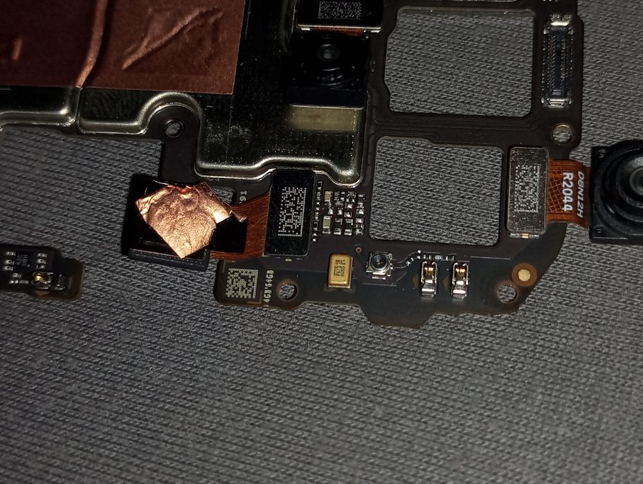 Запчастини з телефону