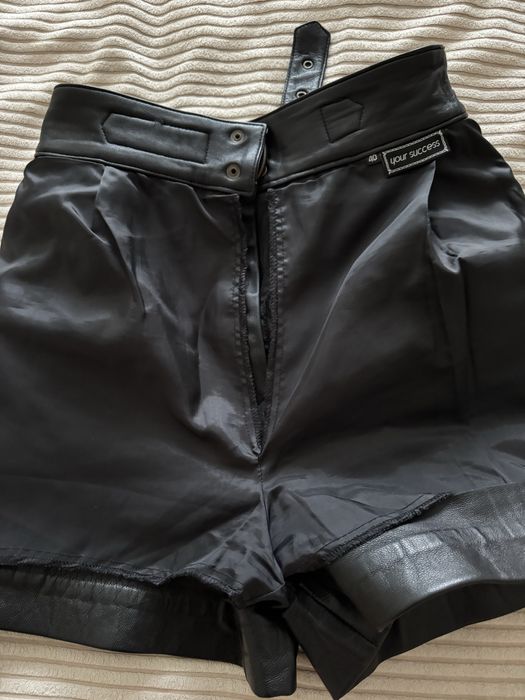 Шорти з натуральної шкіри