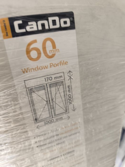 Janela pvc com estores