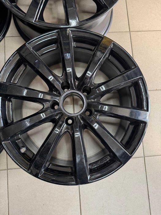 Титанові диски R18 5*120 8J ET35 DIA71,5  0 6 7 3 1 0 2 6 0 9