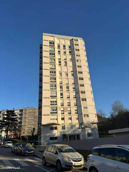 Apartamento T5 Porto - Bonfim - Jardim Paulo Vallada (Av. F. Magalhães — Bonfim, Porto