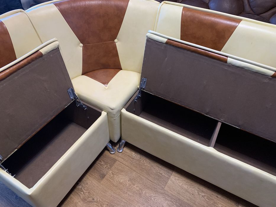 Кухонный уголок угловой б/у