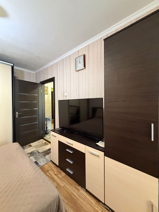 Продам 2к квартиру проспект Науки (район ТЦ Дафи)