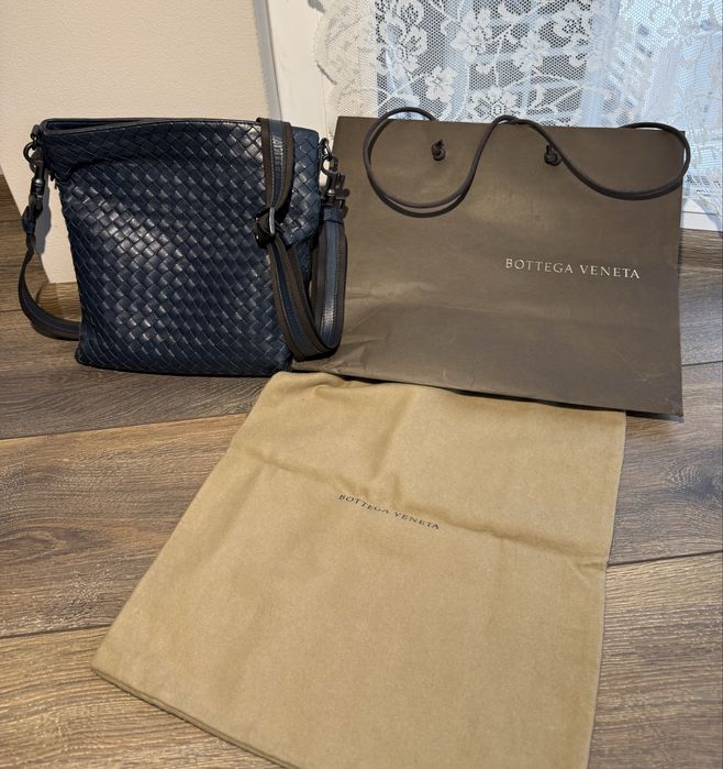 Bottega Veneta (оригінал)