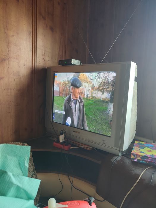 Телевизор Самсунг Plano 54см. 21дюйм.