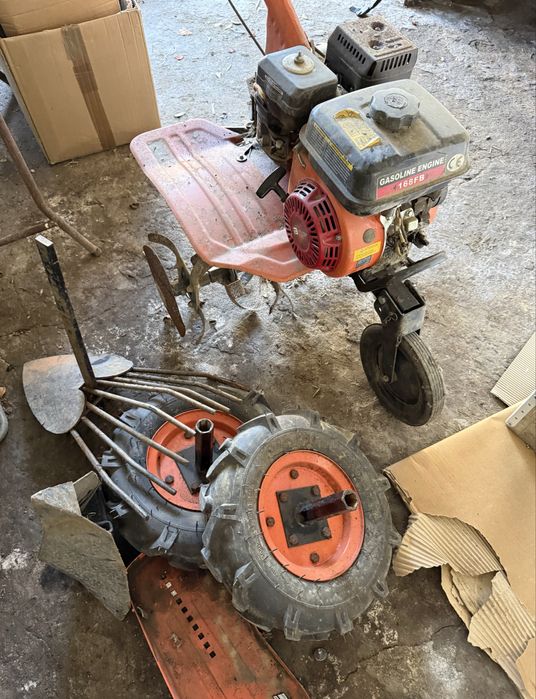 Escavadora Agrícula + Acessórios