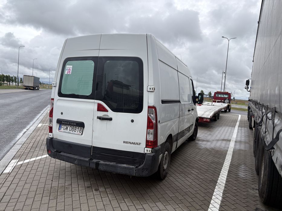 Master 2.3 dci uszkodzona panewka