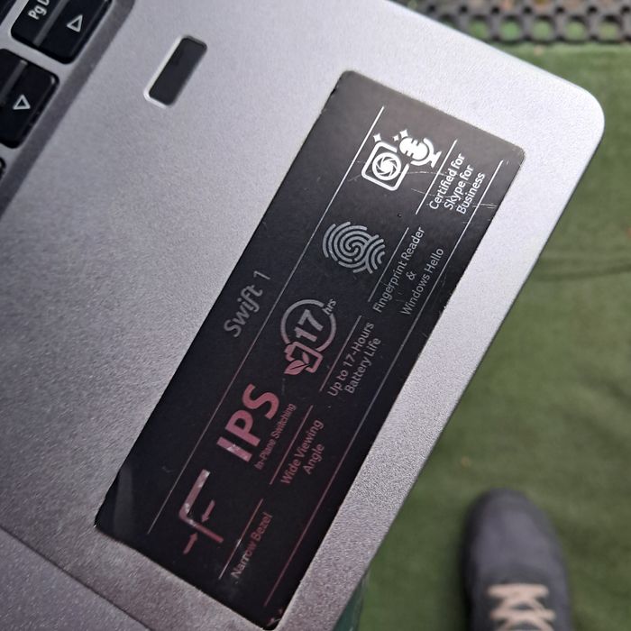 Sprzedam laptopa  Acer