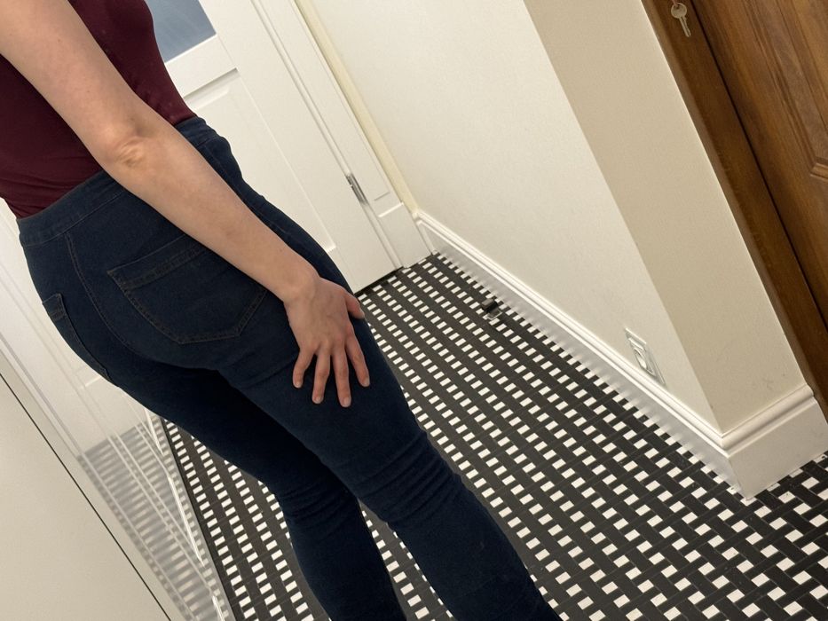 Spodnie jeansowe typu rurki w rozmiarze L/XL